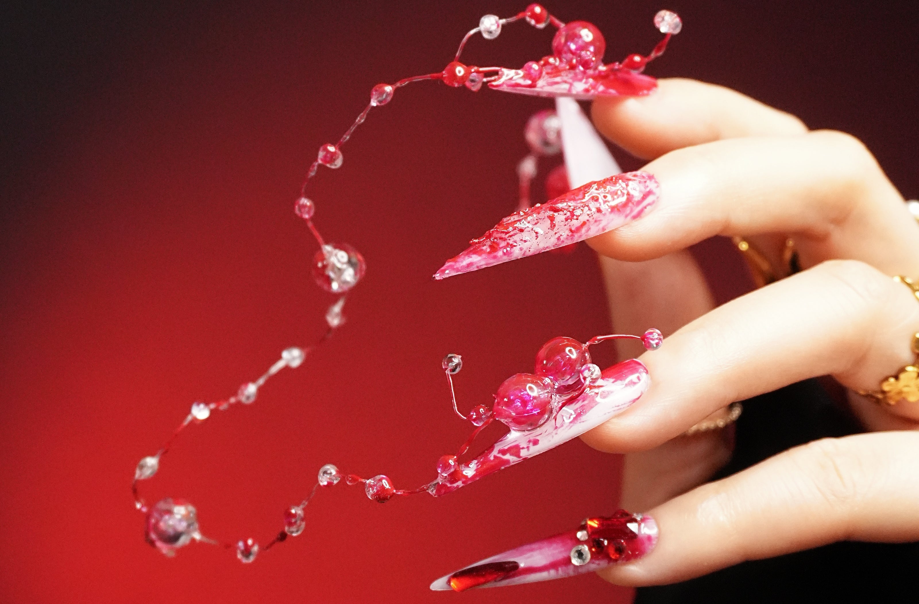red spider lily nails Lycoris Tears: The Red Spider Lily – Unaily